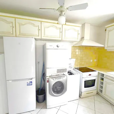 Elegant Family House 度假居 *